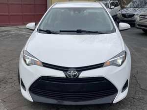 Voiture d'occasion de qualité à prix abordable, Toyota Corolla LE Sedan 4 portes 2017, conduite à gauche - Product Image 3