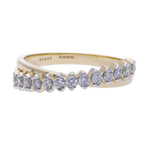 Élégante bague en or jaune 14 carats avec diamant naturel, design unique d'éternité avec diamants taille brillant - Product Image 6