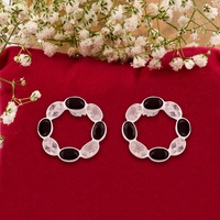 Piedra preciosa natural Arco Iris y ónix negro Diseñador único Chapado en oro Plata de Ley 925 Joyería hecha a mano Pendiente para mujer.