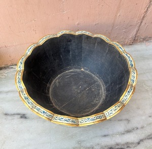 Tazón Artesanal con Incrustaciones de Hueso, Diseño Único para Salas de Estar y Comedor, Disponible para Exportación, Precio de Fábrica - Product Image 3