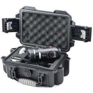 Nouveau kit d'aventure SiOnyx Backcountry 2024 (Kit Aurora Black & IR Illuminator avec pochette de transport Marsupial Gear) - Product Image 2