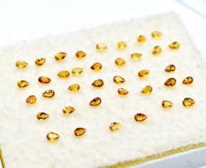 Pierre précieuse de quartz citrine naturelle de qualité AAA Boucle de coupe de poire jaune à facettes Tailles de pierre en vrac propres 5mm X 3mm Autres tailles disponibles - Product Image 2