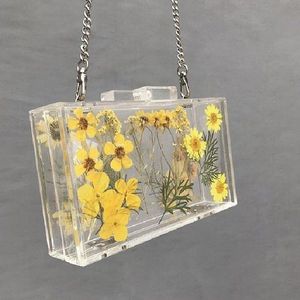 Bolso de mano de resina de alta calidad puro indio, bolso de marca de diseño moderno Premium para mujer, directo desde la India - Product Image 1