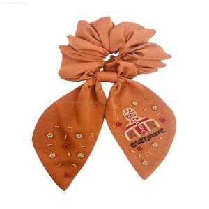 Scrunchies faits main en perles Derby, très vendus, élégants, avec des perles de graines, attache-cheveux avec tissu doux, maintien solide, accessoire de cheveux tendance - Product Image 3