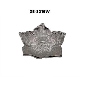 Bol à fruits décoratif sur piédestal, base ornée, placage or, bordure florale sculptée, porcelaine fine écologique, style américain, Zahid Export - Product Image 5