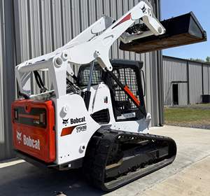 Cargador de oruga compacto 2022 T740, motor diésel de 74 HP, sistema hidráulico auxiliar de flujo estándar, dirección deslizante rápida manual a la venta - Product Image 5