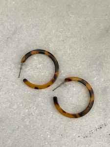 Boucles d'oreilles en résine transparente à la mode Style minimaliste avec des options de couleurs vives - Product Image 6