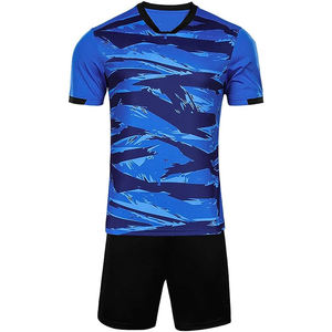 Tenue de football unisexe de haute qualité sur mesure, nouveau design, vêtements de football pour adultes avec découpe automatisée, ensemble complet, clubs populaires - Product Image 1