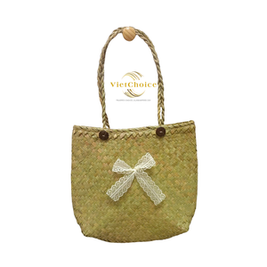 Venta al por mayor de bolsas de paja pintadas y grabadas con logotipo personalizado hechas a mano en Vietnam para eventos de moda de mujer y regalos promocionales - Product Image 5