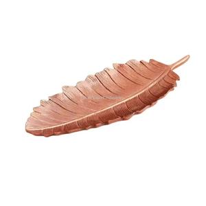 Atractivo plato de bandeja de servicio de lujo moderno con forma de hoja de aluminio de color dorado hecho a mano para bodas, restaurantes y fiestas - Product Image 2