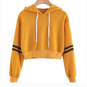 Ventes en gros de sweats à capuche courts en coton tricoté pour femmes, design OEM, taille plus, hiver - Product Image 1