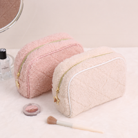 Pochette de maquillage matelassée personnalisée en gros, motif losanges, crème, avec fermeture éclair et breloque étoile, organiseur de voyage pour articles de toilette