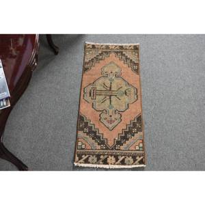 Alfombra turca vintage marrón y verde-1,2x2,8 pies - Product Image 1