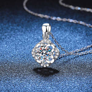Collier tendance pour femme en argent sterling 925, forme de moulin à vent, taille brillant, moissanite 1 carat, multicolore, trèfle à quatre feuilles, magnifique - Product Image 3