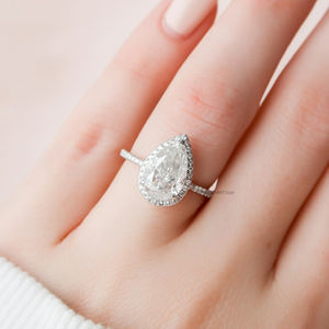 Bague de fiançailles 3.50 carats coupe poire Moissanite allongée en forme de larme bague de fiançailles délicate et moderne en or massif cadeau parfait pour les femmes - Product Image 3