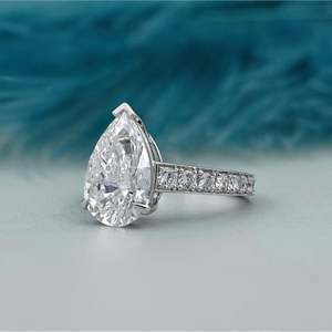 แหวนเพชรทรงลูกแพร์ ผลิตในห้องปฏิบัติการ รับรองโดย IGI พร้อมวงแหวนแบบ Pave Band - Product Image 3