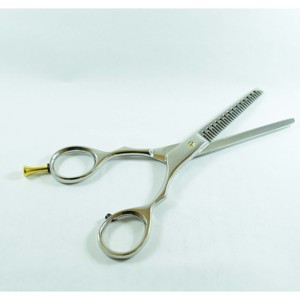 กรรไกรตัดผมสแตนเลสสำหรับร้านเสริมสวย - Product Image 2