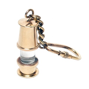 Llavero de latón decorativo náutico Llavero con forma de linterna con material de metal con acabado pulido de vidrio tallado - Product Image 6
