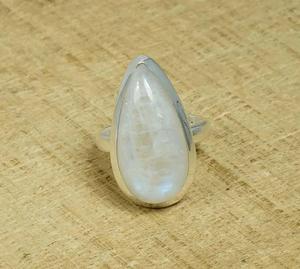 Blanco Arco Iris piedra lunar 925 plata esterlina forma de pera anillo elegante hecho a mano junio piedra joyería - Product Image 1