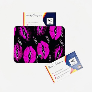 Plateau à cils en plastique écologique avec design lèvres personnalisé, pour extensions de cils, avec pince magnétique et logo personnalisé - Product Image 5