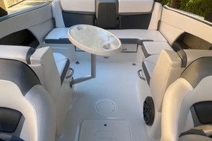Ventes authentiques de bateaux Scara 255 ID de 25 pieds pour 2025, disponibles à la vente et prêts à l'emploi - Product Image 4