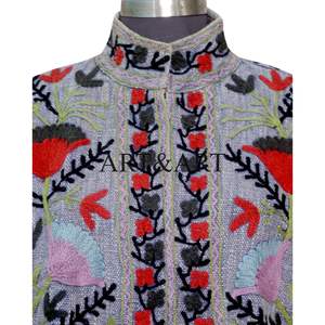 Chaqueta de Invierno para Mujer, Hecha a Mano, de Algodón Acolchado y Bordado Suzani TNT, con Diseño Acogedor - Product Image 3