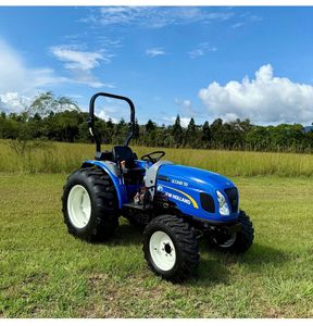New-Holland SNH754 4WD Tracteur 75HP Tracteur à roues pour usage agricole Modèle populaire international d'occasion avec moteur 80HP. - Product Image 2
