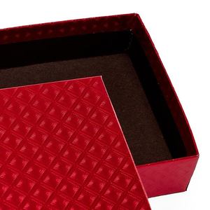 กล่องขนมแข็งแบบนูนลายเพชรคุณภาพสูง วัสดุ PET รีไซเคิล บรรจุภัณฑ์ของขวัญแบบแบนสำหรับขนมขบเคี้ยว เหมาะสำหรับมอบเป็นของขวัญ - Product Image 3