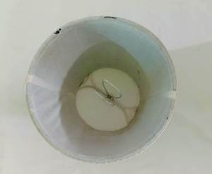 Pantalla de lámpara de tela de seda hecha a mano con estampado floral negro colorido para lámparas de mesa colgantes y candelabros hechos a mano por artesanos - Product Image 5