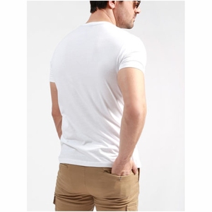 T-shirts pour hommes de haute qualité 100% coton Polyester confortable pour une utilisation en extérieur élégant en nouveau Stock T-shirts pour hommes - Product Image 4