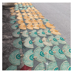 Éventail en paille de mer naturelle, éventail en paille de mer pour se rafraîchir à la main, utilisation en voyage et décoration tropicale, Vietnam - Product Image 1