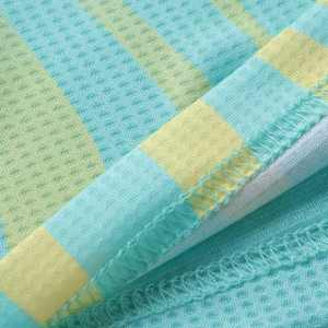 Uniforme de football haut de gamme pour hommes |   Kit de performance vert menthe et jaune |   Ensemble de maillot et short de football pour entraînement d'équipe adulte, vêtements de sport - Product Image 4