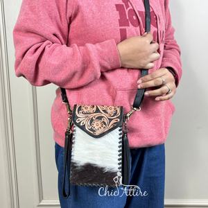 กระเป๋าหนังวัวแท้ลายสลักมือสำหรับผู้หญิง พร้อมพู่ห้อย สะพายข้าง สไตล์คาวบอย กระเป๋าใส่โทรศัพท์มือถือขนาดเล็ก ดีไซน์เนอร์ หนังขนสัตว์ สายคล้องมือ กระเป๋าใส่โทรศัพท์ - Product Image 1