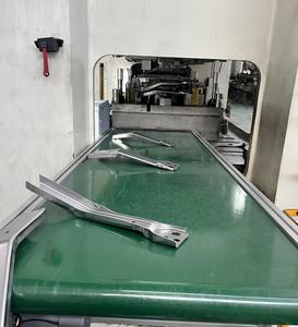 Pièces d'estampage en métal personnalisées Mairui de haute qualité pour support de connexion d'<span class=keywords><strong>assemblage</strong></span> de tableau de bord de voiture fabriqué en Chine - Product Image 5