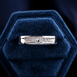 Anillo de lujo para hombre con 925 plateado Lab Grown Princess Cut Diamond Fine Ring Built Comfort Style y brillo cubierto de hielo - Product Image 3