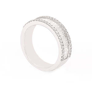 Bague élégante et élégante en or blanc 18 carats avec diamants VVS1 EF 1.11 carats - Product Image 3