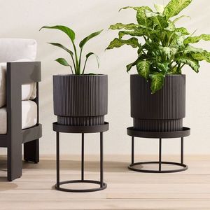 Trois pots de plantation intérieurs et extérieurs en fer pour la décoration Jardinières en métal revêtues de noir de qualité supérieure pour le jardin de la maison - Product Image 6