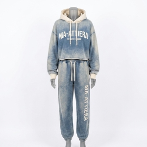 Conjunto de Sudadera Corta Azul con Efecto Ácido y Pantalones Jogger de Pierna Ancha para Mujer, de Algodón y Felpa, Estilo Urbano, Venta al por Mayor OEM - Product Image 4