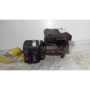 Compresseur de suspension hydraulique CITROEN C5 Station Wagon DW10BTED4-RHF-RH01 diesel 1997 (08>18) - Product Image 1