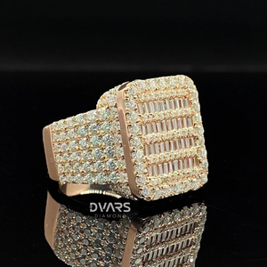 Anillo de Oro o Plata Personalizado de Lujo para Hombre, con Moissanita VVS, Estilo Hip Hop, para Compromiso o Boda, Corte Brillante, con Inicial - Product Image 1