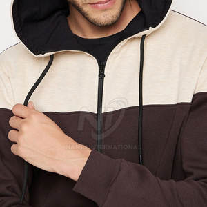 Ensembles d'entraînement et de jogging pour hommes les plus vendus survêtements à capuche respirants imprimés de logo personnalisé pour la saison d'hiver - Product Image 5