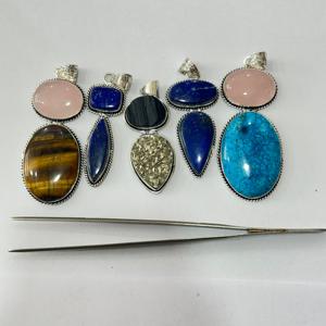 Pendentifs en pierres précieuses semi-précieuses de style ethnique vintage en mélange naturel en laiton pour hommes et femmes - Product Image 4