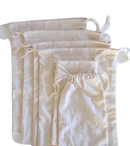 Bolsa deportiva con cordón de poliéster para mujer, bolsa de regalo de fiesta de Navidad, de lona de algodón a granel - Product Image 2