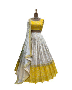 Lehenga choli ผ้า Georgette สำหรับสุภาพสตรีผ้า Georgette ลายพิมพ์ดิจิตอลสำหรับงานปาร์ตี้ผลิตในอินเดีย - Product Image 1