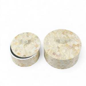 Pot de rangement artisanal bohème en nacre incrustée pour la décoration et l'organisation de la maison, design vietnamien multifonctionnel - Product Image 2