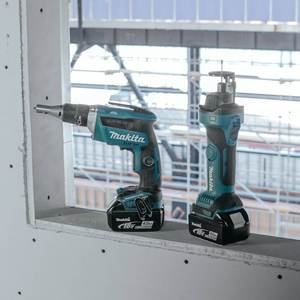 Kit Combinado Inalámbrico de 2 Piezas con Batería de Iones de Litio LXT de 18V y Fuente de Alimentación de 4.0Ah - Product Image 5