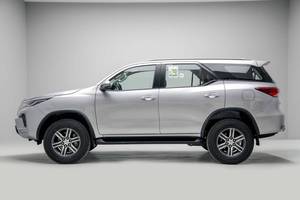 รถใหม่เอี่ยม ไมล์ 0 กม./ชม. ราคาคุ้มค่า ปี 2026 สีเงินเมทัลลิก TY - Fortuner EXR 2.7L 4WD SUV พร้อมส่ง - Product Image 5