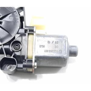 มอเตอร์ไฟฟ้าหน้าต่างด้านหลังซ้าย AUDI A3 Sportback Series (8VS, 8VM) 5Q0959801 (13>) - Product Image 2