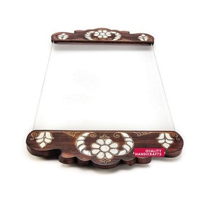 Meilleur design de vadrouille en bois d'acacia de style arabe plateau incrusté Eid Ramadan cadeau contenant en acrylique avec nacre pour servir les desserts - Product Image 1