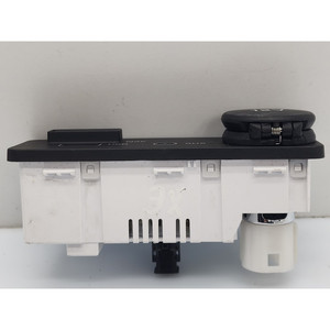 ช่องเสียบ AUX/USB สำหรับรถยนต์ JAGUAR XE Series (X760) รุ่น FK7219C166BD 204DTA (15>) - Product Image 6